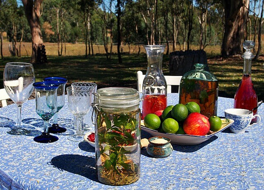 How to Set Up the Perfect Iced Tea Bar
