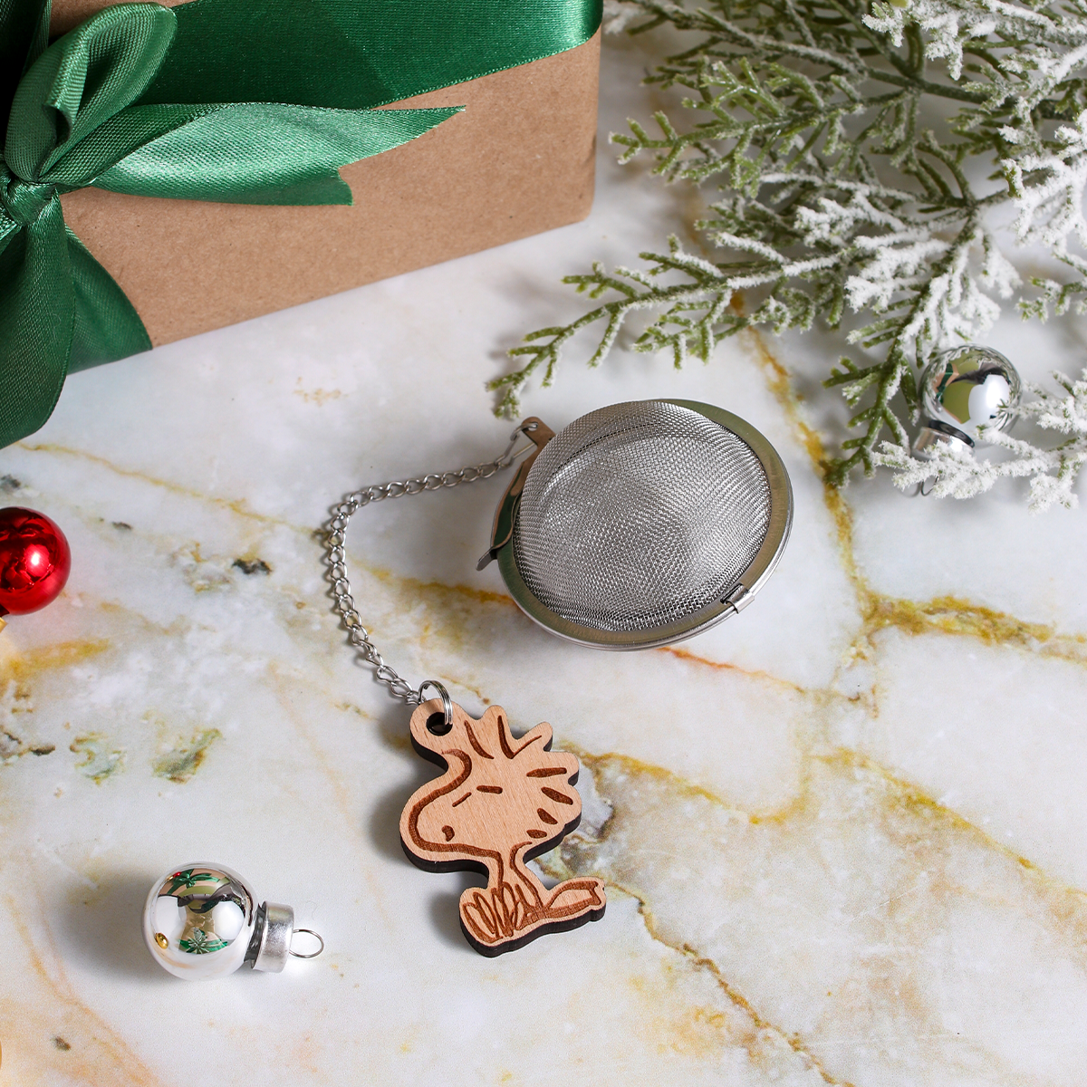 Woodstock Loose Leaf Tea Ball Infuser with Charm