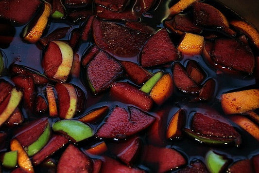 How to Make Tea Sangria for Holiday Cheer