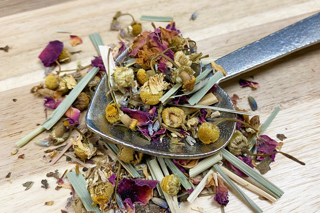 Floral Fixation: What Does Chamomile Tea Taste Like?
