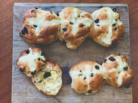 Easter Bunnies: The History of Hot Cross Buns (Plus an Easy Recipe)