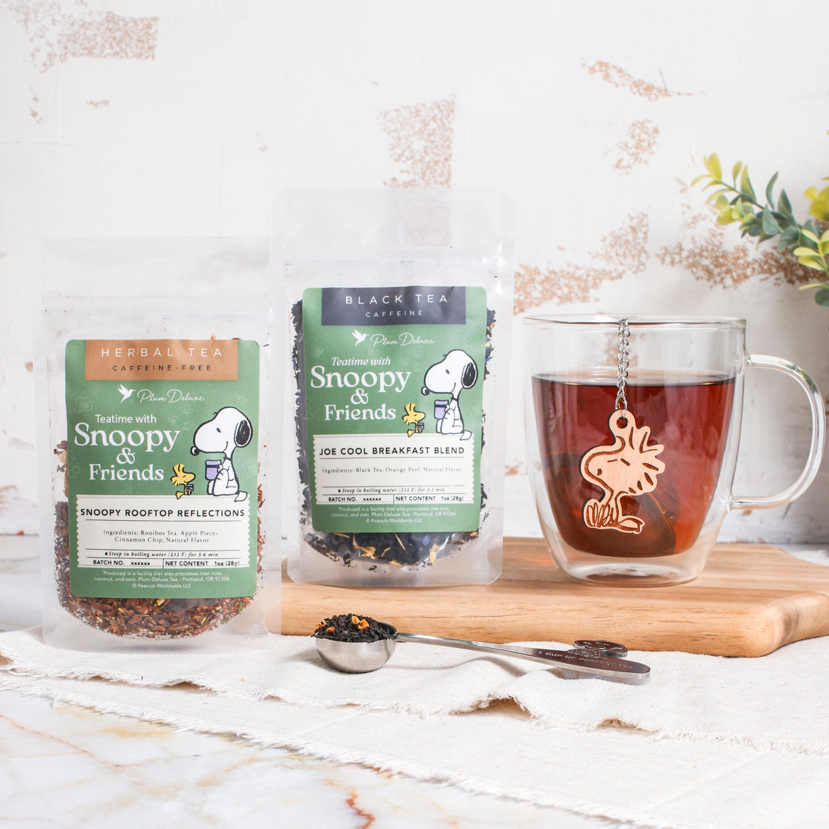 Woodstock Loose Leaf Tea Ball Infuser with Charm